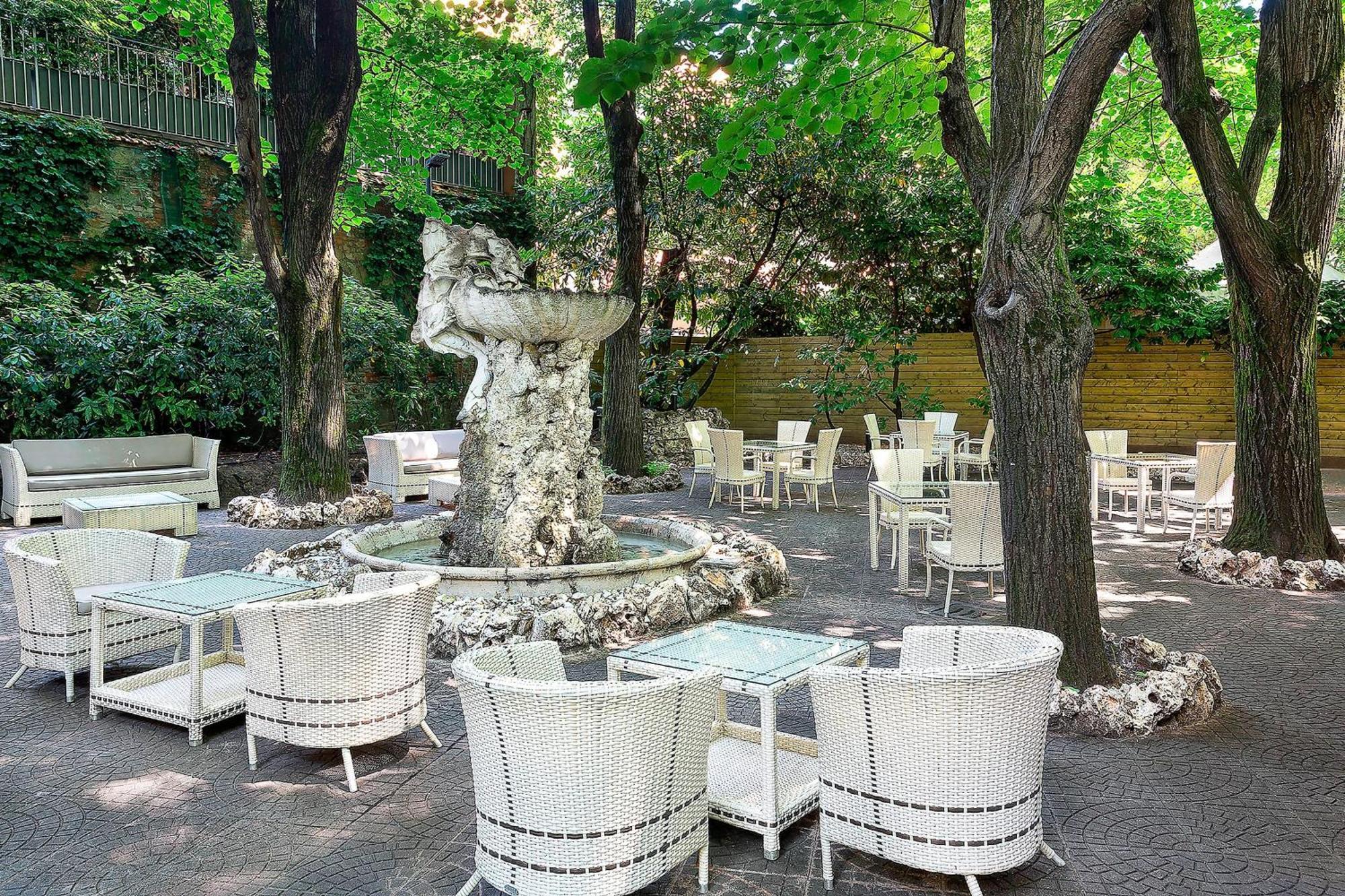 Sheraton Diana Majestic Milano Exterior foto